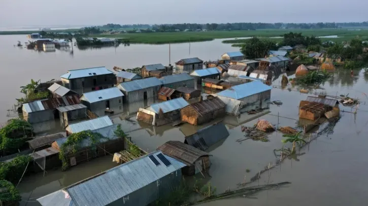 দেশজুড়ে বন্যা পরিস্থিতির অবনতির শঙ্কা