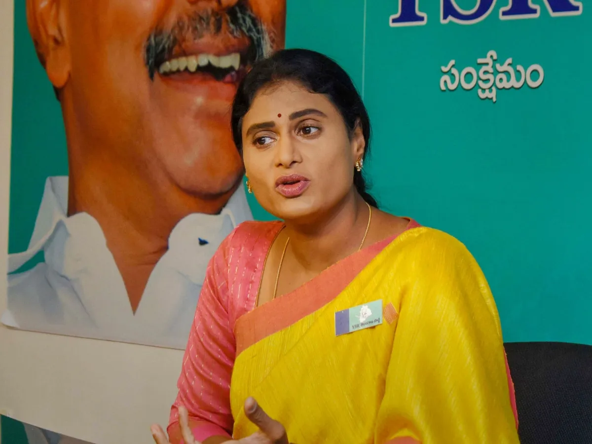 YS Sharmila, Jagan Reddy's Sister, Likely to Join Congress in Andhra  Pradesh on January 4, Say Sources - News18