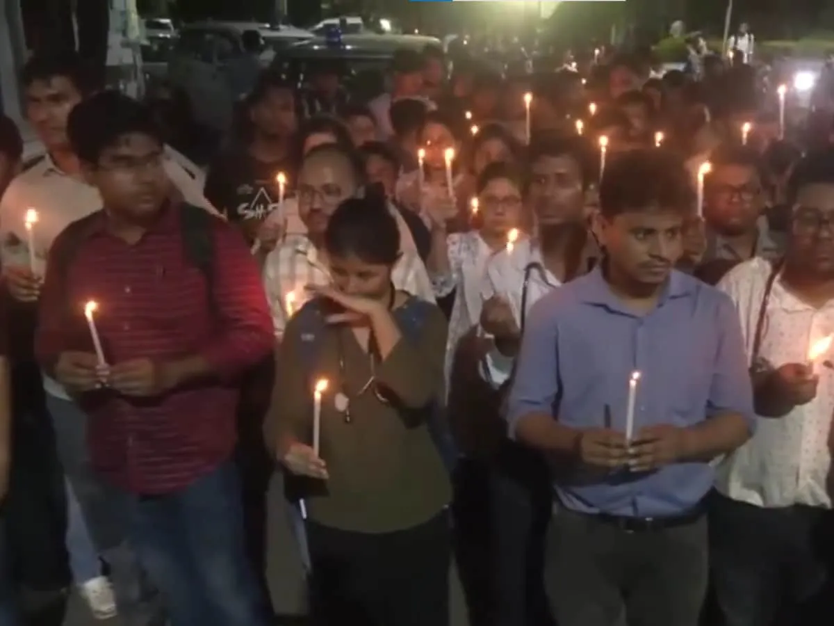 Kolkata Doctor Death: Top Cop Confirms Sexual Assault, SIT Formed As  Protests Continue - News18