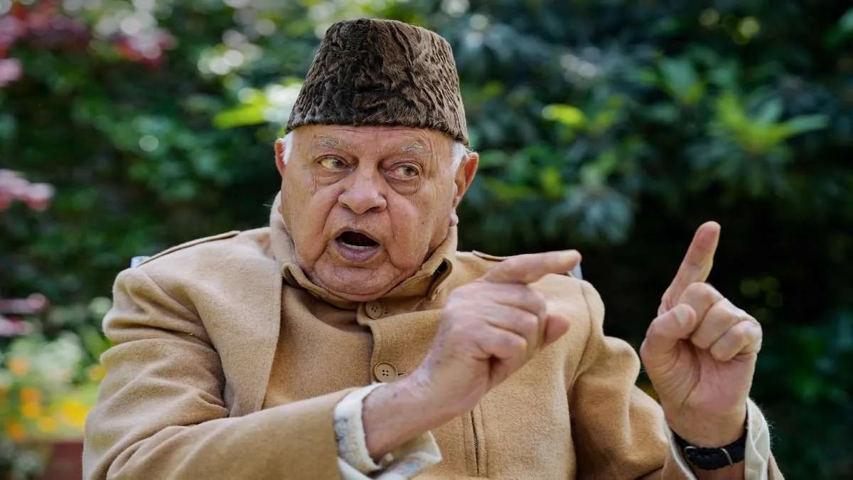 Lok Sabha polls: Farooq Abdullah fears 'threat to I.N.D.I.A bloc' if  seat-sharing not finalised soon – India TV