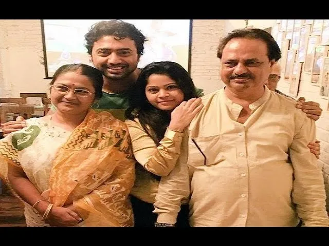 Dev Family Album | Actor Dev (Deepak Adhikari) with his Family | অভিনেতা  দেবের পরিবার