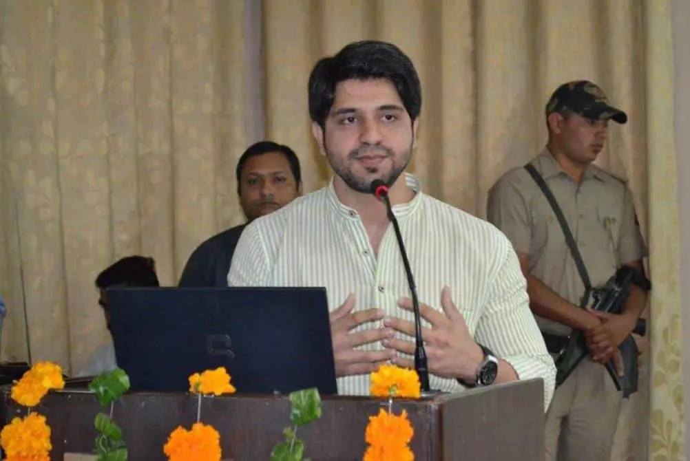 Shehzad Poonawalla appointed IT and Social Media head of Delhi BJP | India  News | Zee News