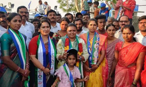 Hindupur YSRCP MLA candidate Deepika participates in YSR Asara celebrations