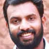 P Santhosh Kumar CPI,'ചെഗുവേരയുടെ ചിത്രം കുത്തിയാൽ കമ്യൂണിസ്റ്റാകില്ല';  സിപിഎമ്മിന് പ്രഹരമേൽപ്പിച്ച ലേഖനം! നിശബ്ദ പോരാളി; ആരാണ് പി സന്തോഷ് ...