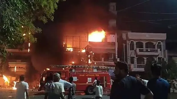 Seven newborns die in Delhi hospital fire, police apprehends owner