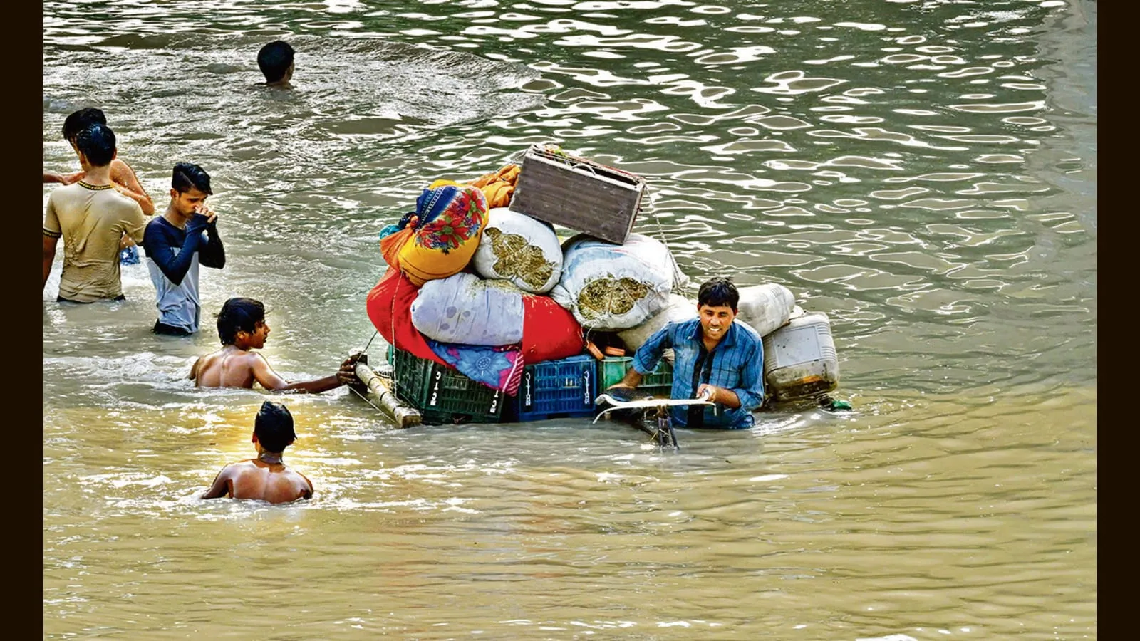 Flood situation eases but more rain likely | Latest News India - Hindustan  Times