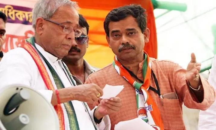 Pranab Mukherjee's Son And Cong Leader Abhijit Mukherjee Likely To Join TMC  Today