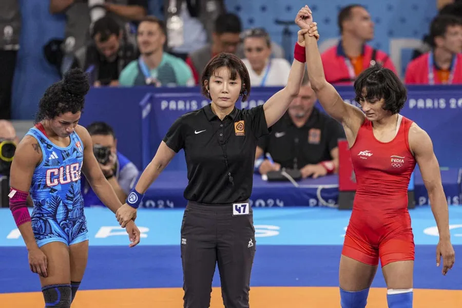 Paris Olympics 2024 | Cuban wrestler Yusneylis Guzman Lopez, who lost to  Vinesh Phogat in semifinals, replaces her in Olympic final of 50kg category  - Telegraph India