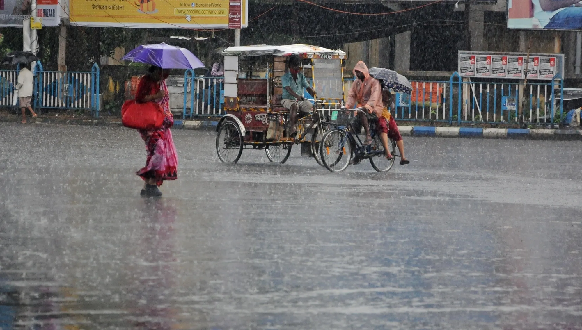 North Bengal sees heavy rains, Darjeeling suspends trekking