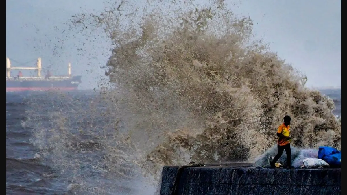 Deep depression over Bay of Bengal likely to intensify into cyclonic storm  - The Week