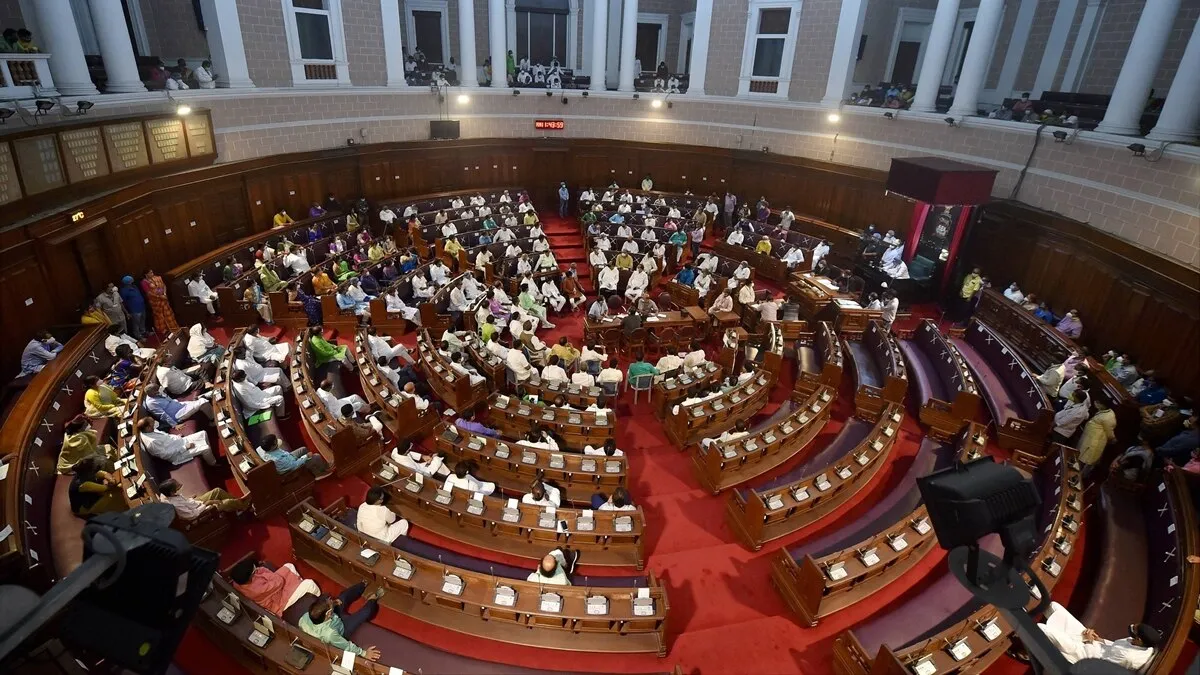 Bengal assembly passes resolution to create legislative council, BJP says  will oppose it in Parliament - India Today