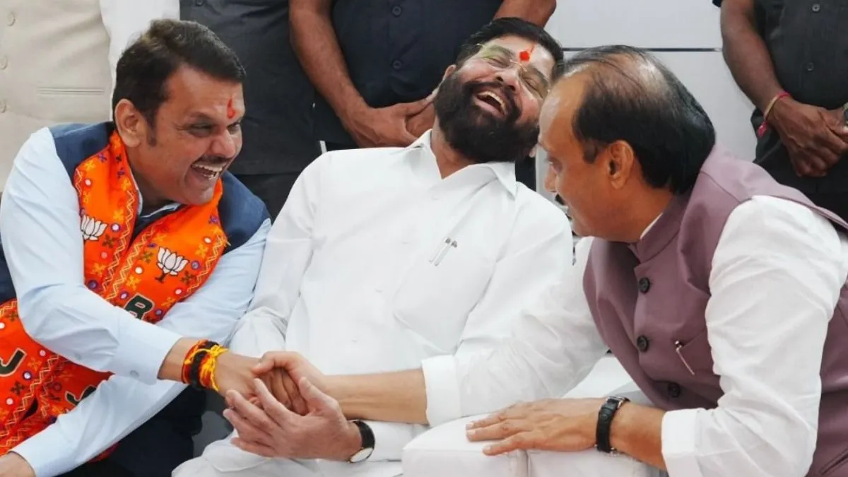Axis My India, Today's Chanakya Exit Polls Predict Landslide Win For  Mahayuti, MVA's Rout - News18