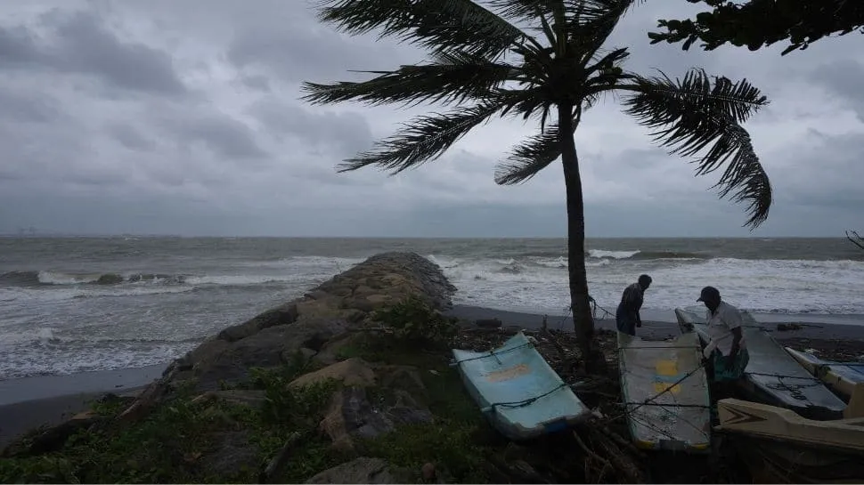 Cyclone Fengal: Deep Depression Over Bay Of Bengal Expected To Weaken Near  Tamil Nadu, Puducherry Coasts | India News | Zee News