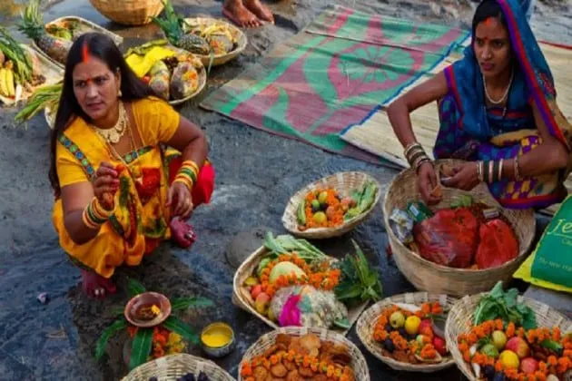 কী ভাবে ছট পুজো করতে হয়? জেনে নিন এর রীতি-আচার