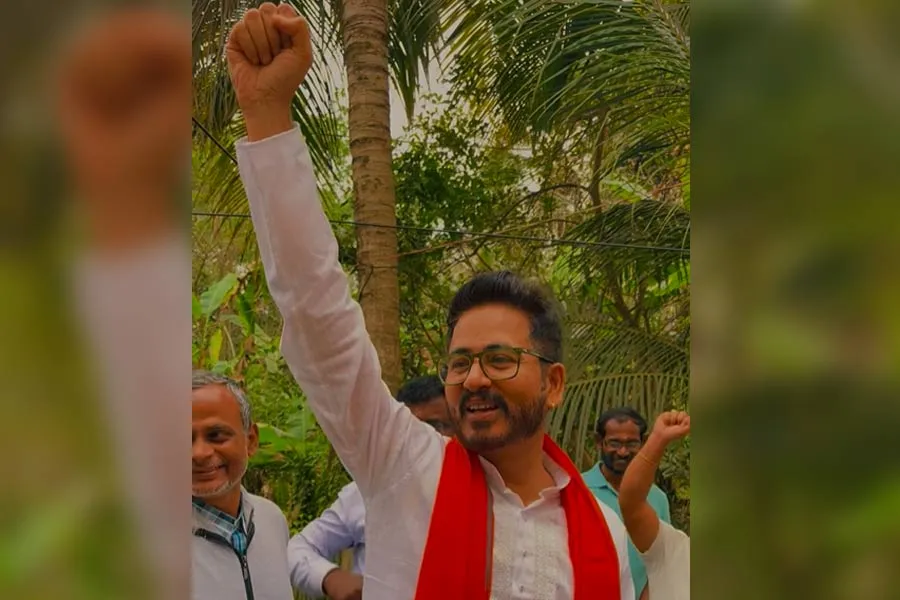 Hiran Chatterjee | Aam Aadmi Party alleges BJP Ghatal Lok Sabha nominee Hiranmoy  Chattopadhyaya claims in affidavit not true, seeks candidature cancellation  - Telegraph India