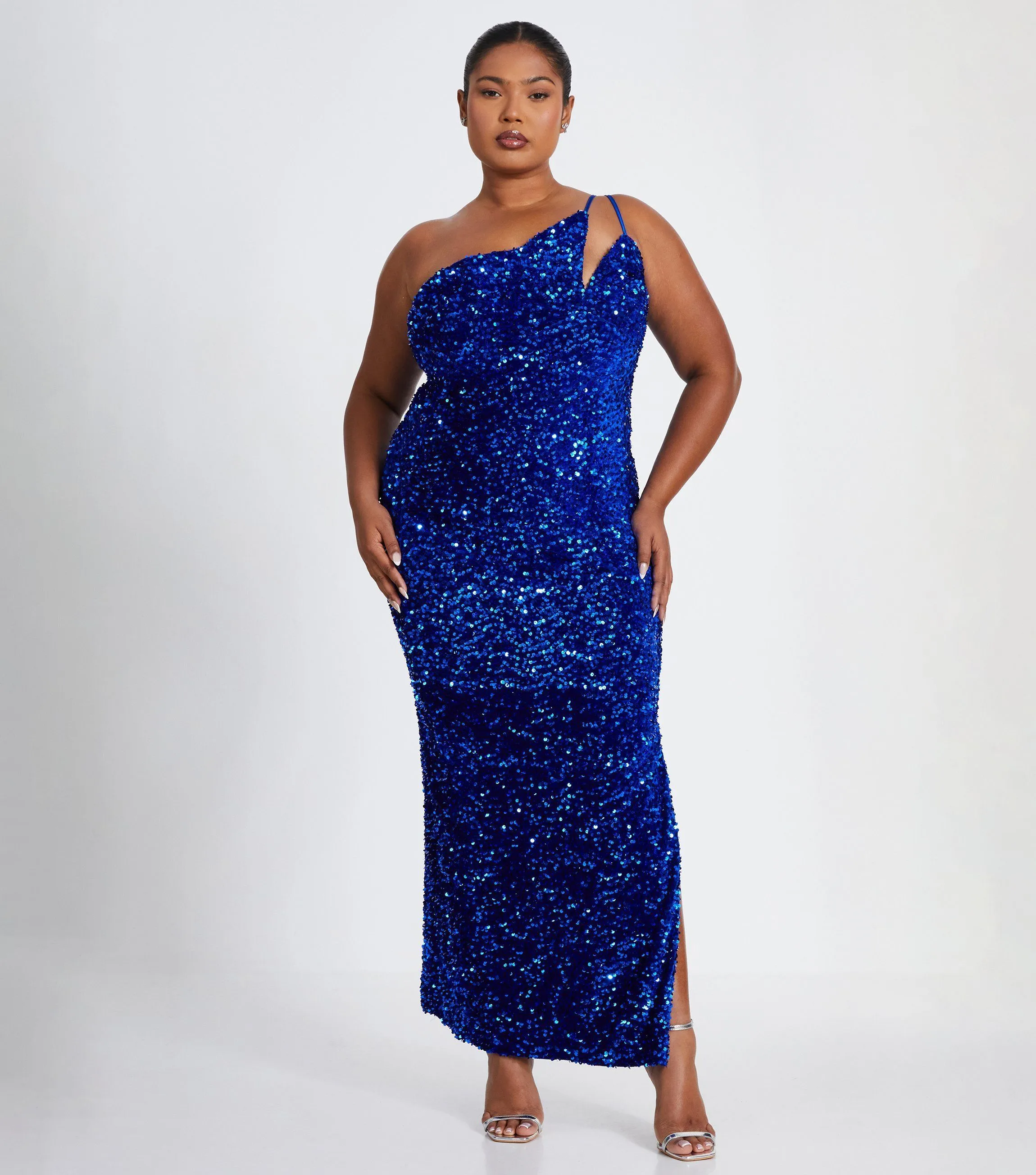 One strap sequinned maxi dress