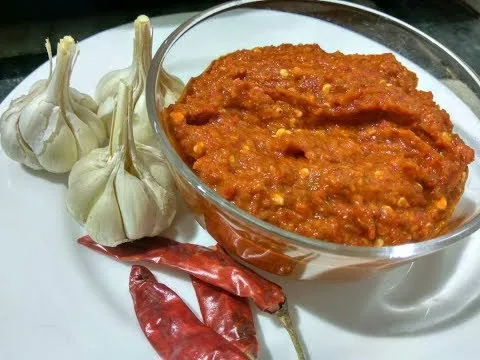 Lehsun ki chutney - famous garlic and red chilli dip - YouTube