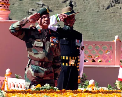 Army commemorates Kargil Vijay Diwas - Daily Excelsior