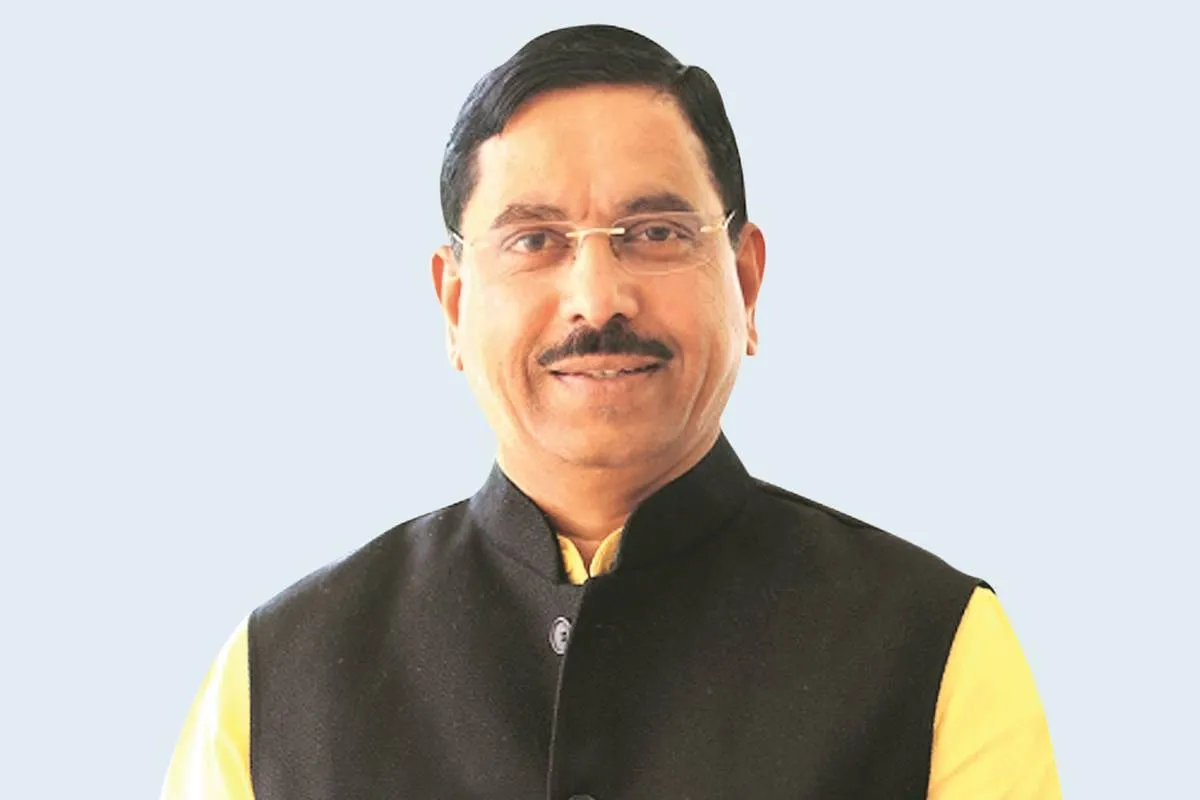 Union Minister of Mines Shri Pralhad Joshi urges NALCO to provide Handloom  fabrics to the employees to commemorate 75th Independence Day | NALCO  (National Aluminium Company Limited) | A Govt. of India Enterprise