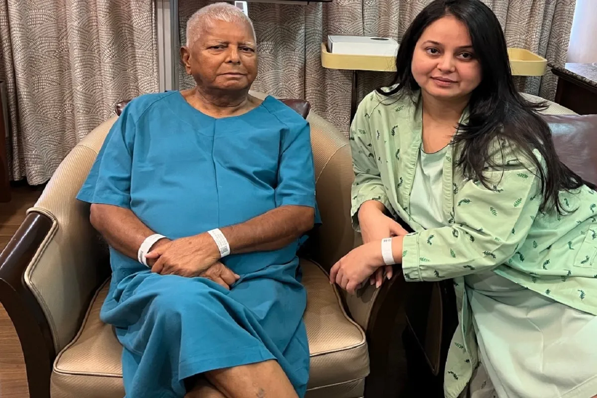 Wish Me A Good Luck': Lalu Yadav's Daughter Rohini Acharya Ahead of  Donating Kidney to Ailing Father