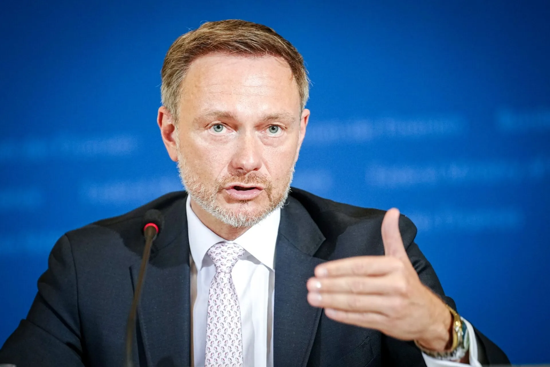 On the EU's debt rules: Interview with German Finance Minister Christian  Lindner | European Newsroom