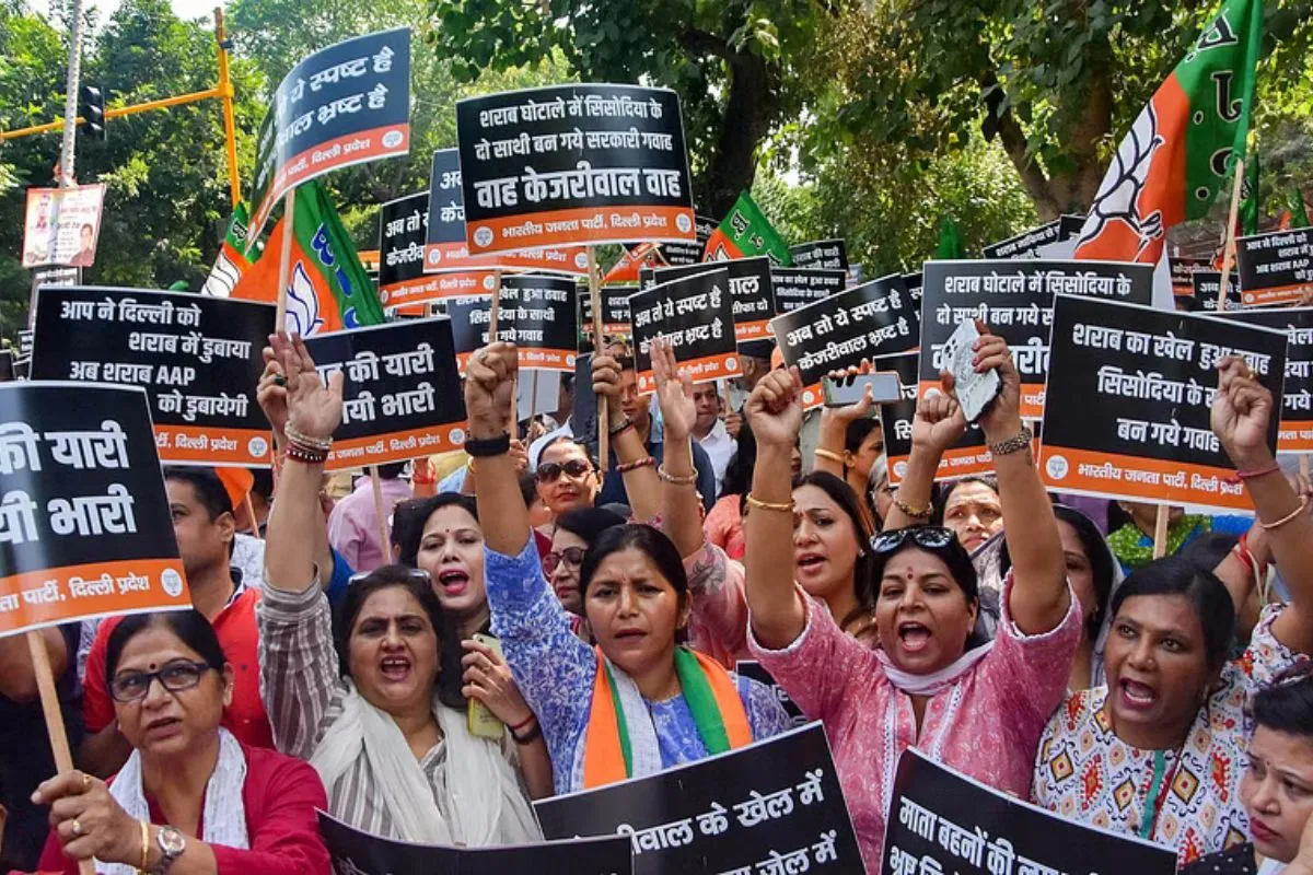 Demand for Kejriwal's resignation echoes at massive BJP rally in Delhi -  The Statesman