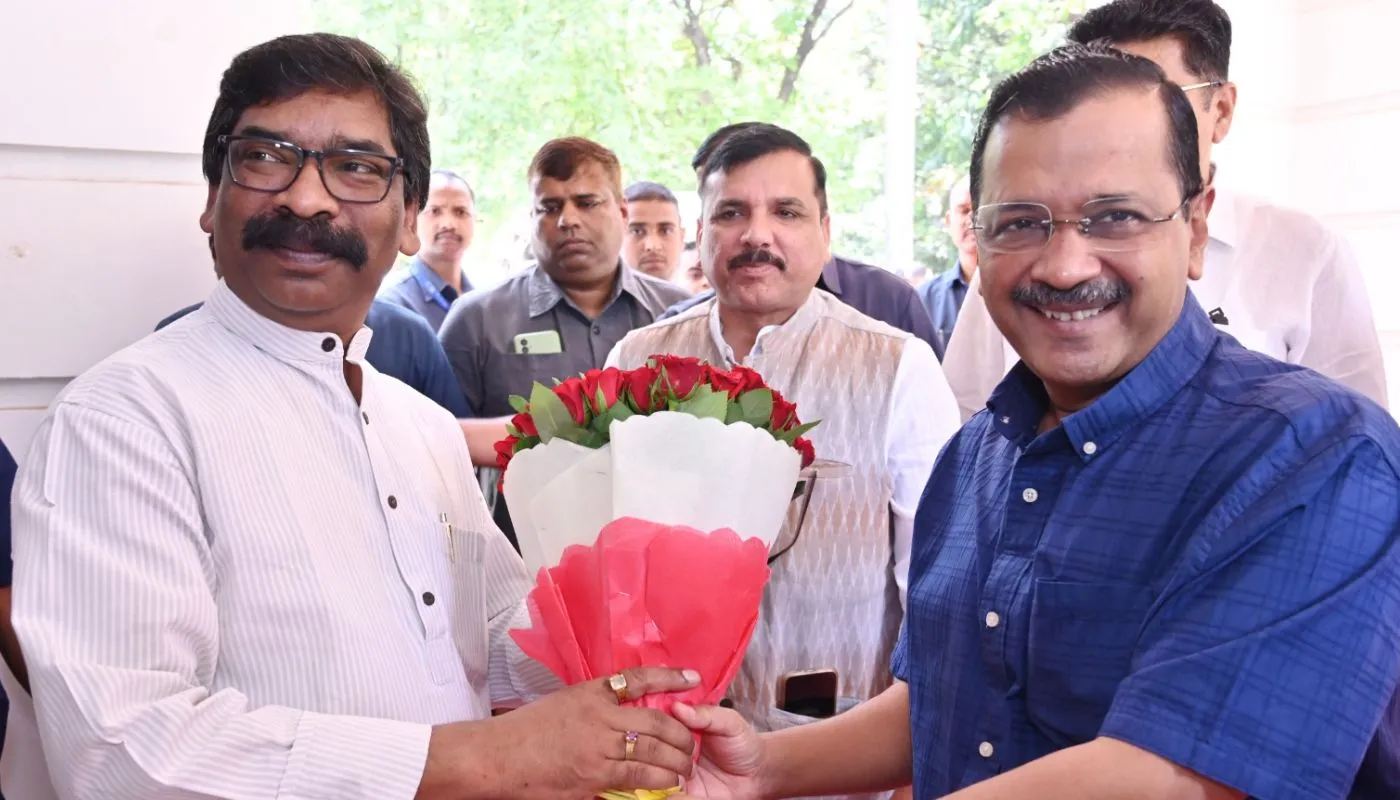 Delhi CM Arvind Kejriwal Meets Hemant Soren Ranchi Jharkhand