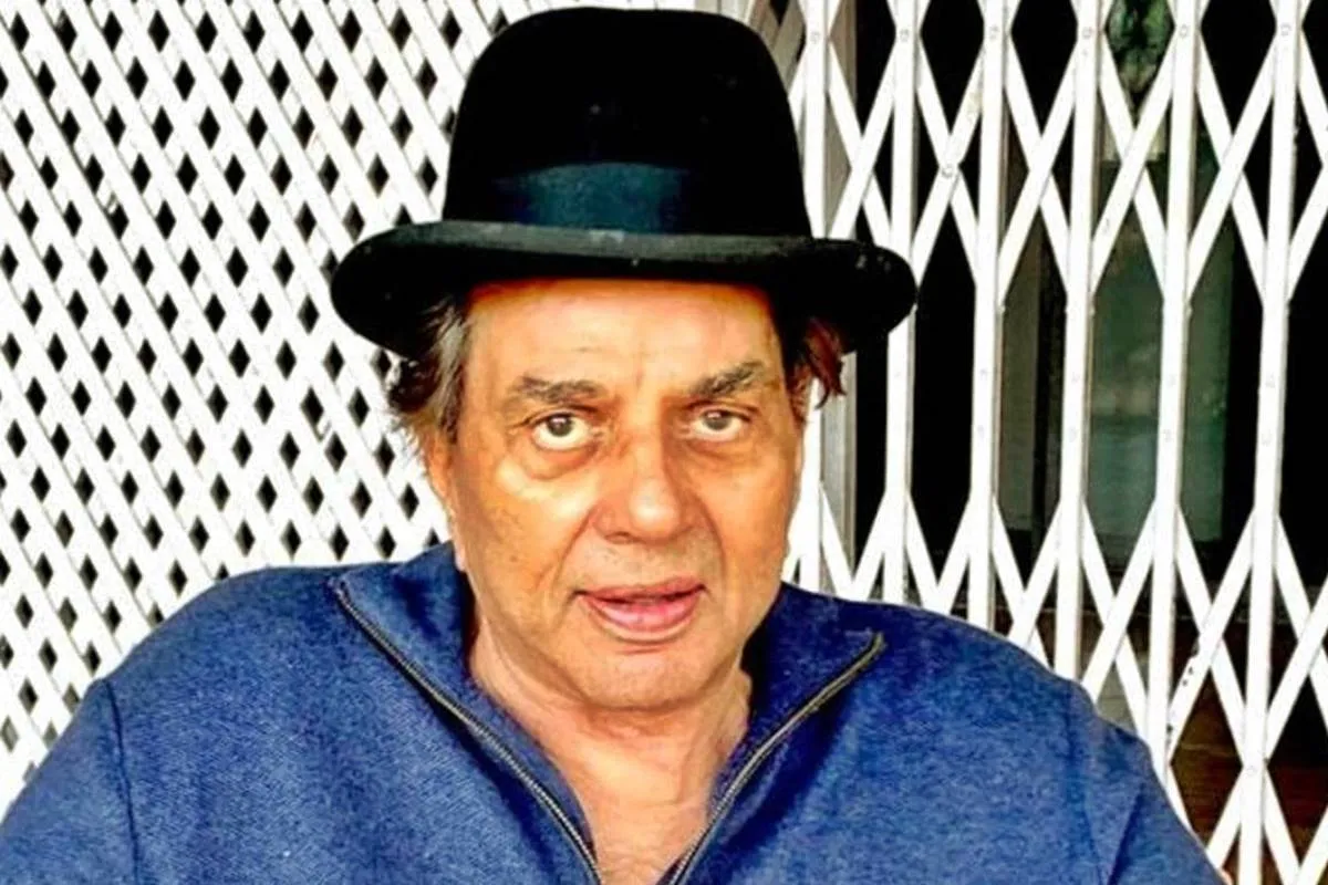 Dharmendra surprises fans with name change in latest film - The Statesman