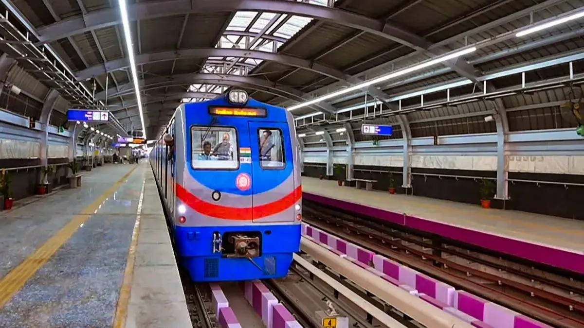 Kolkata Metro Update: Commercial services on newly-launched sections to  start in 7-10 days, says official - Infrastructure News | The Financial  Express