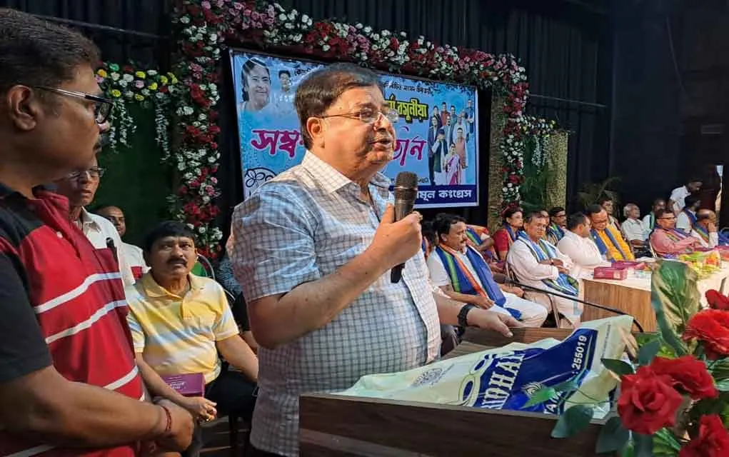 Udayan Guha | টাকা তুলে মদ-মাংস খাবেন, আর দলের দুর্নাম হবে সেটা চলবে না,  হুঁশিয়ারি উদয়নের