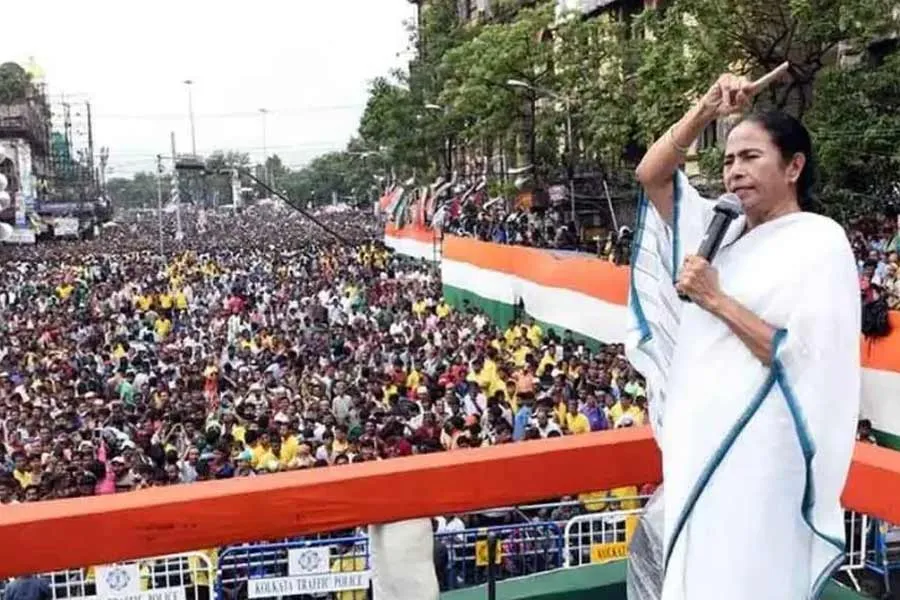 21 July TMC Shahid Diwas: Akhilesh Yadav likely to attend 21 July TMC event