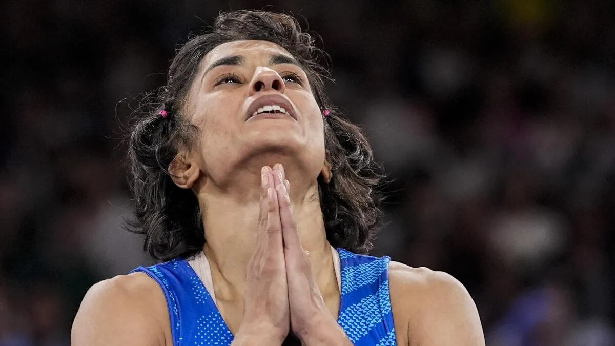 Paris Olympics 2024: Vinesh Phogat advances to gold medal match with  dominant win - Sports News | The Financial Express