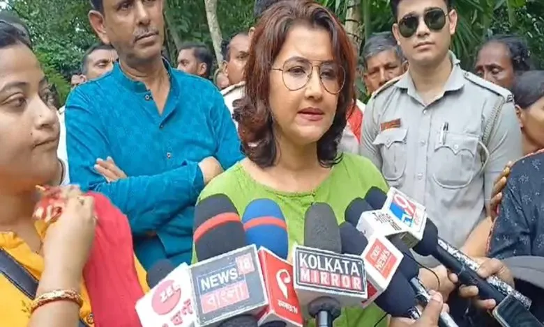 কুইন্টাল কুইন্টাল জল ছেড়েছে ডিভিসি', ফের বেফাঁস মন্তব্য রচনার | Truth Of  Bengal | Latest Bengali News Headlines | বাংলার খবর