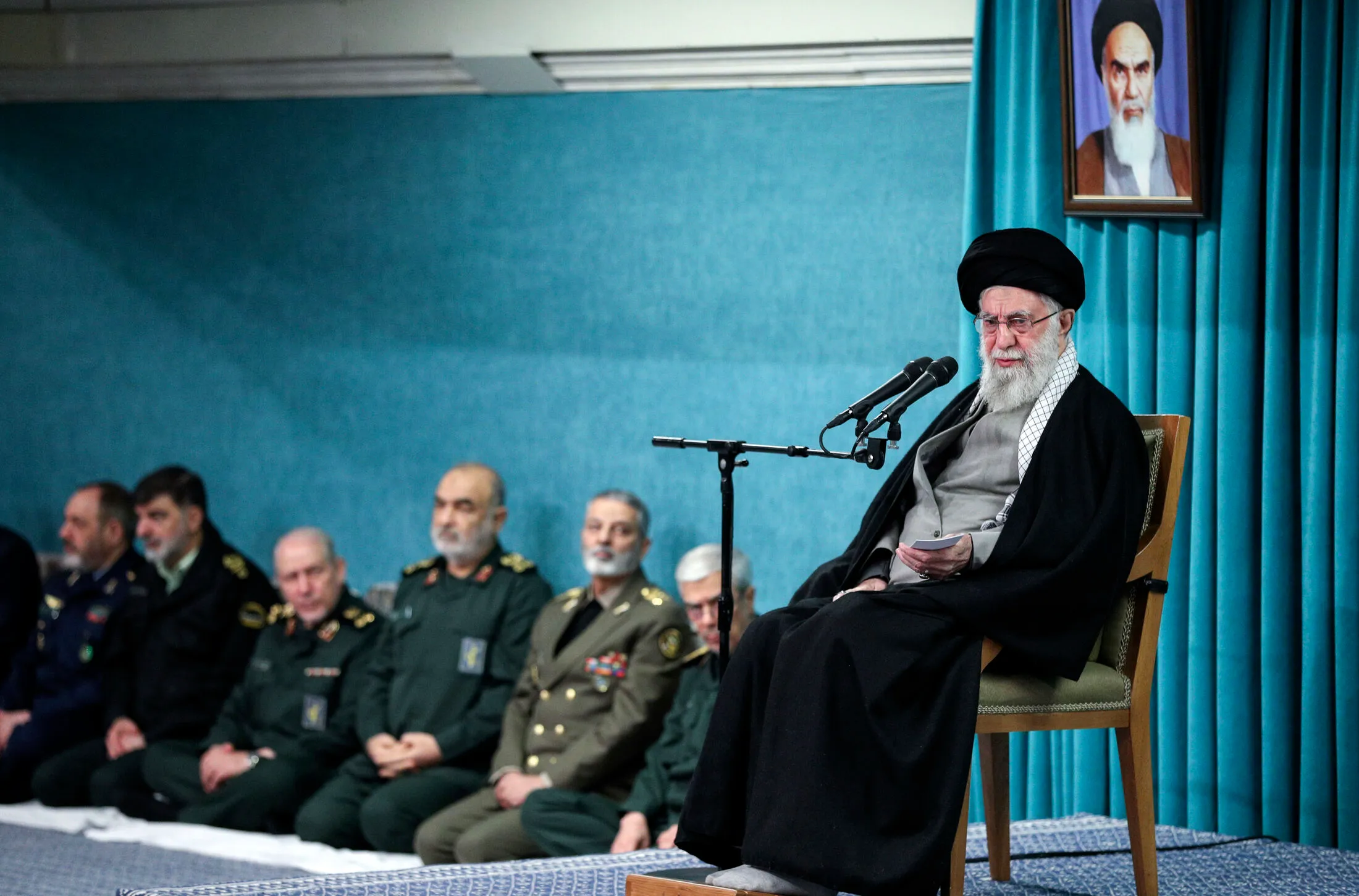Khamenei and military leaders