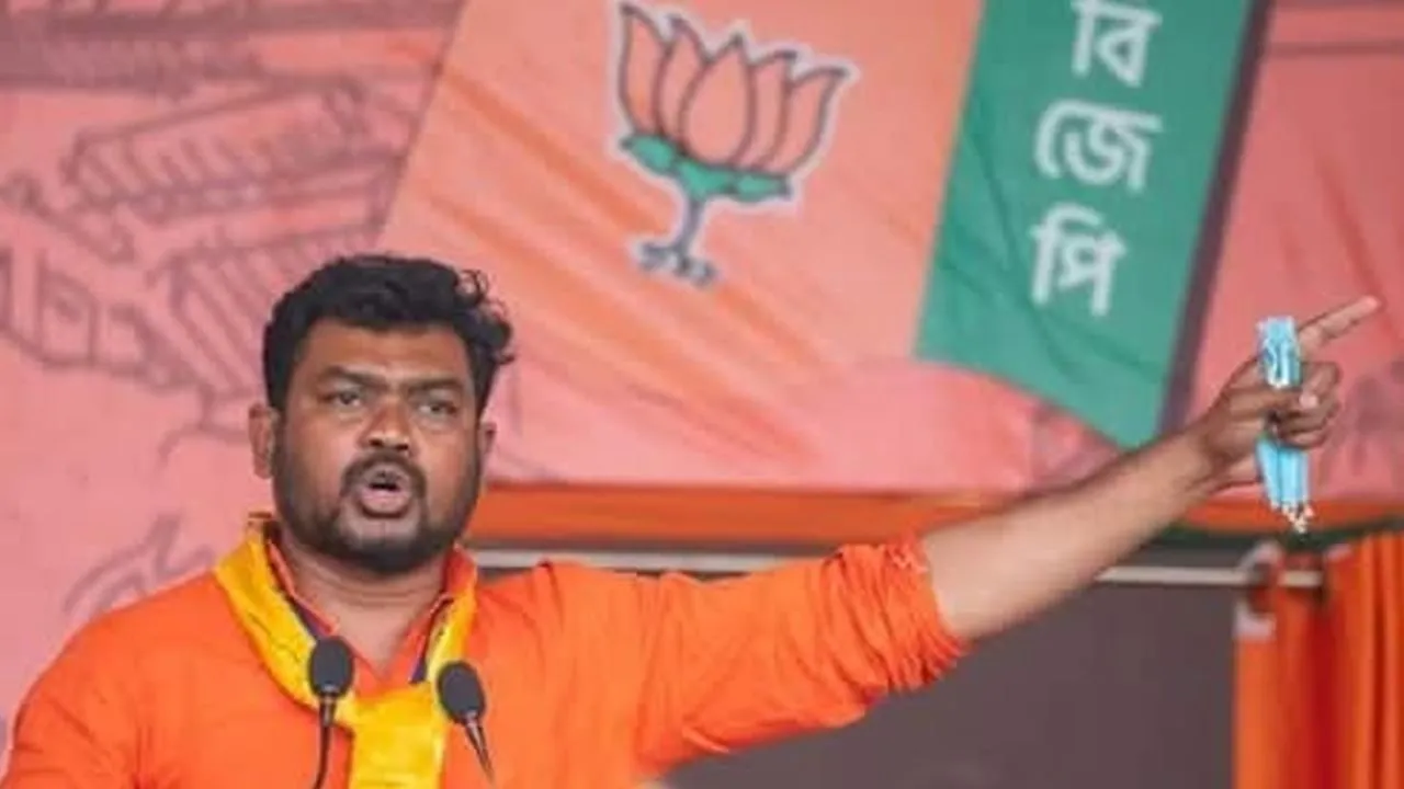 BJP: শুভেন্দু-দিলীপের প্রশংসা করেও বিস্ফোরক কুমারগ্রামের বিজেপি বিধায়ক,  ছাব্বিশের ফল নিয়ে আশঙ্কা প্রকাশ - Bengali News | BJP MLA of Kumargram  Manoj Kumar Oraon ...