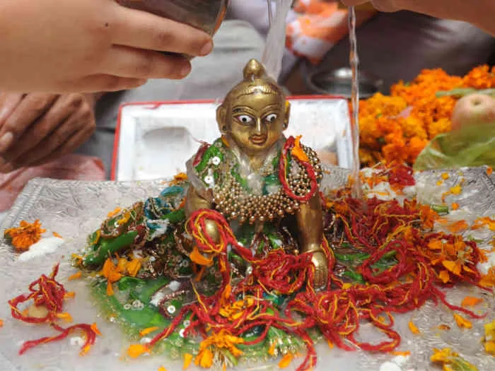 When Is Krishna Janmashtami 2019 Date Day Pooja Muhurat Time- Janmashtami  2019 Date: जानिए किस दिन है कृष्‍ण जन्‍माष्‍टमी पूजा का शुभ मुहूर्त