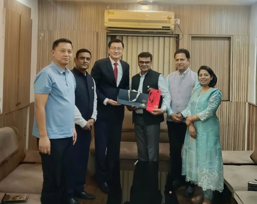 Chinese Consul General Xu Wei 