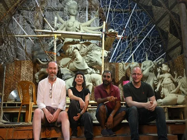 Irish and Indian Artists Collaborate for Unique Durga Puja Pandal