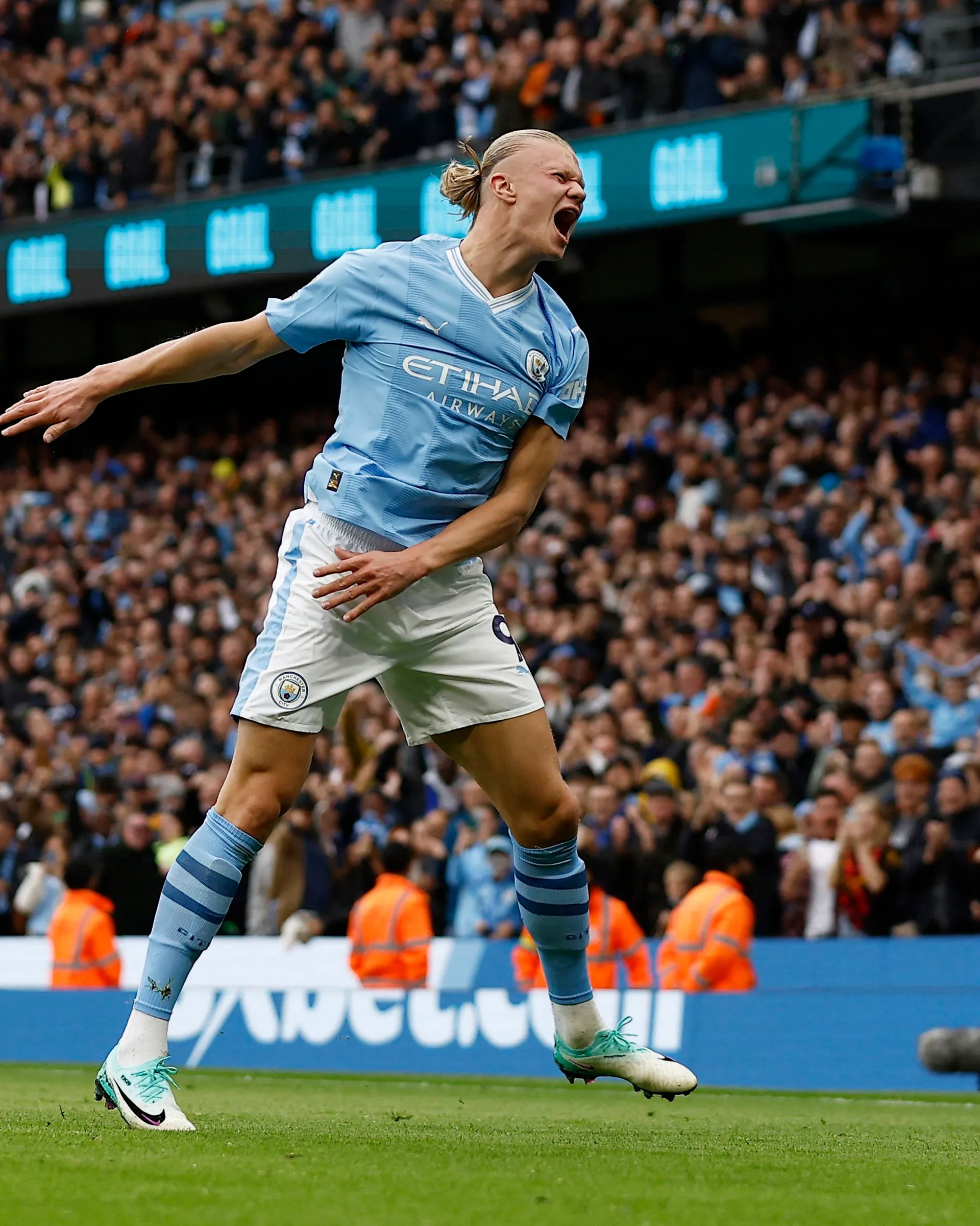 Man City return to winning ways with win over Brighton | Reuters