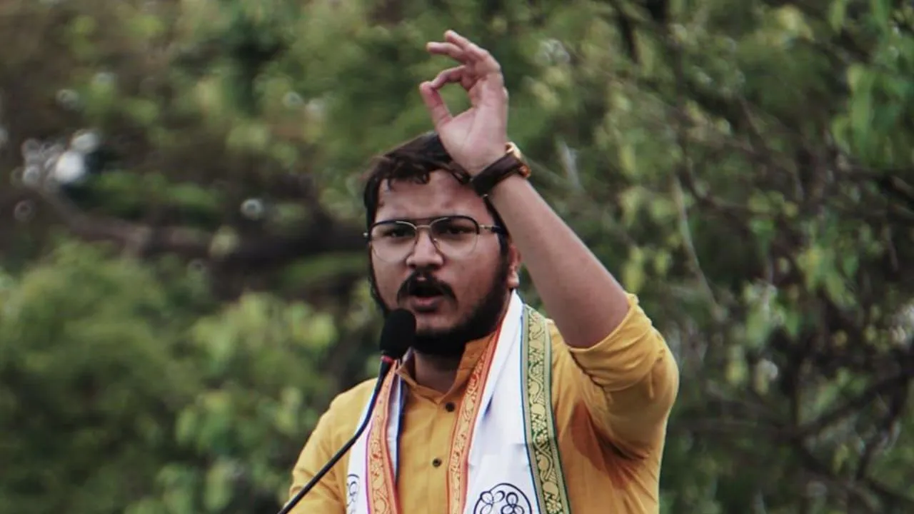 Debangshu Bhattacharya: 'বিজেপির ভাষায় লড়াই ফেরাতে পারেন মমতাই',  কংগ্রেসের 'অহং'কে ঠুকলেন দেবাংশু - Bengali News | Debangshu bhattacharya  blamed the Congress for the defeat | TV9 Bangla News