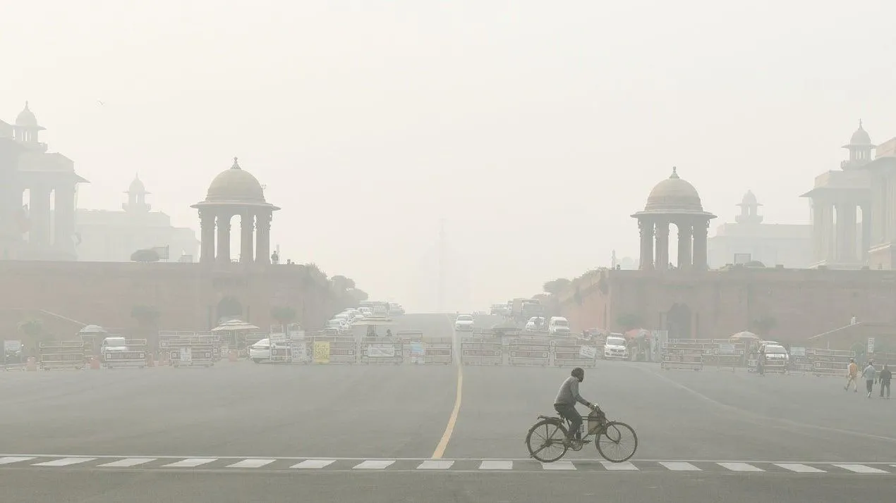 Environment minister talks about delhi pollution