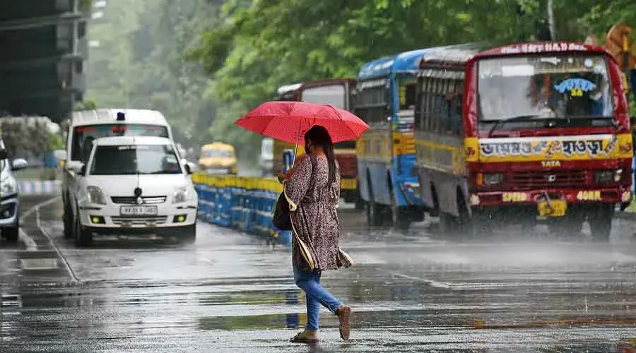 weather | Chances of heavy rainfall in Kolkata on Tuesday - Telegraph India