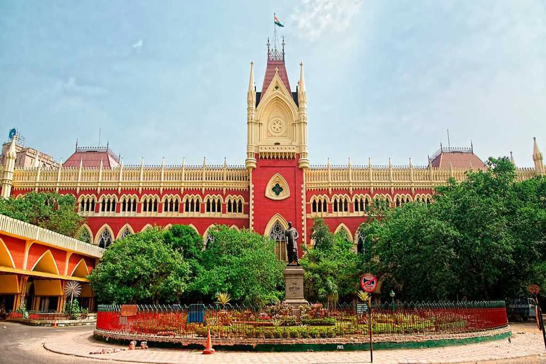 LawBeat | Calcutta High Court directs state authorities to process all  pending applications for Transgender identity cards within one month