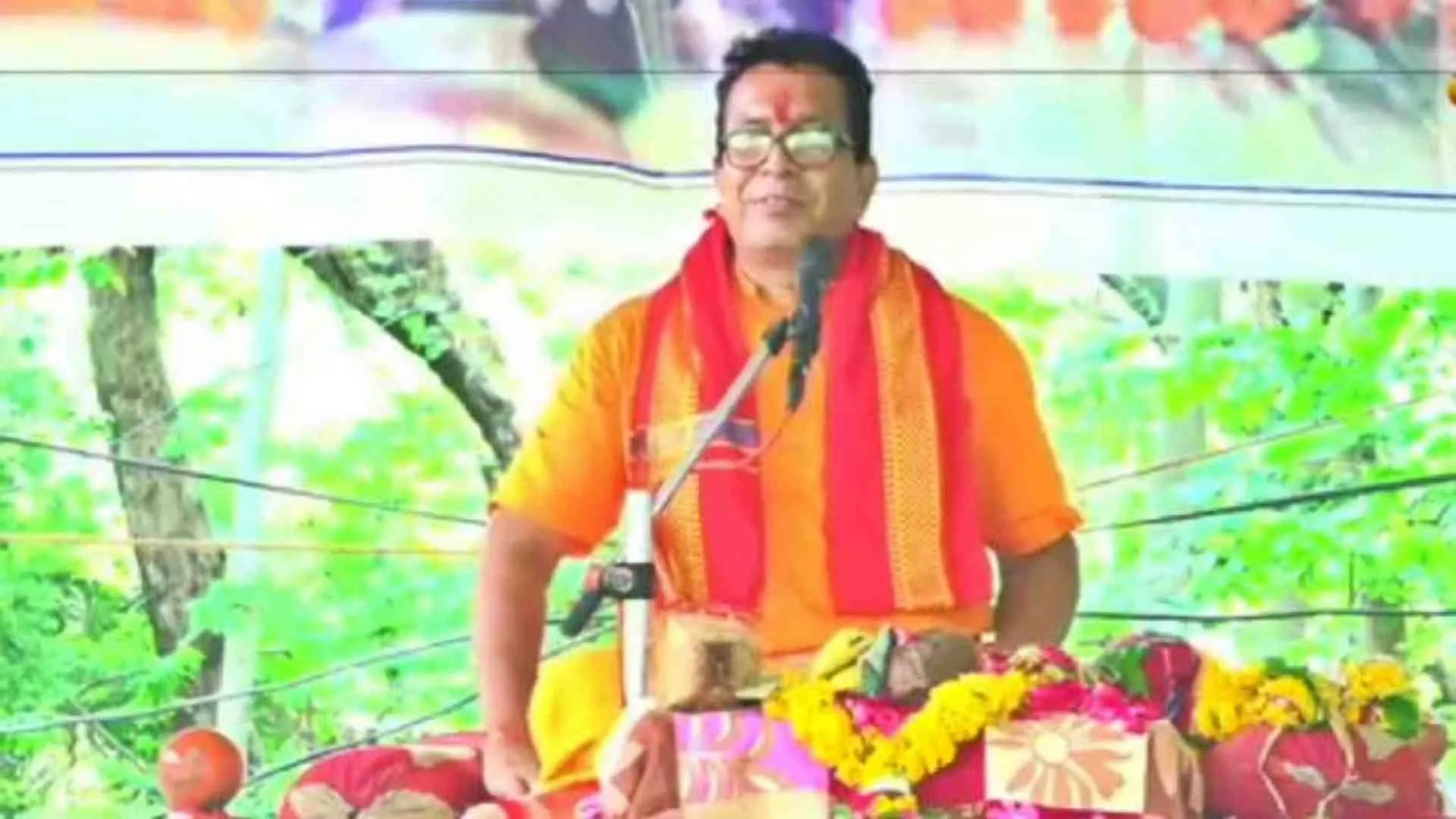 Ujjain News: Maharaj Gopal Krishna Died Of A Heart Attack While Narrating  The Story In Vyas Gaddi - Amar Ujala Hindi News Live - Ujjain News:व्यास  गद्दी में कथा करते हुए महाराज