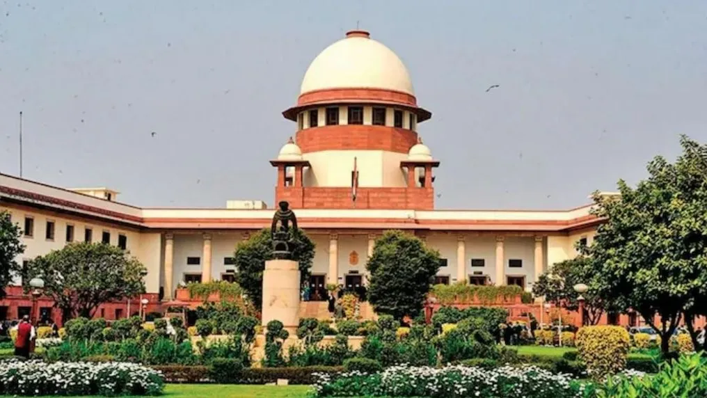 Big boost to Centre: Supreme Court upholds EC appointments, says won't stay  new law - BusinessToday