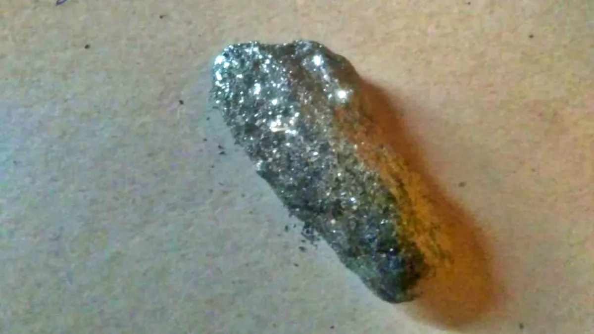 Police seizes rare radioactive Californium stone worth Rs 850 crore in Bihar