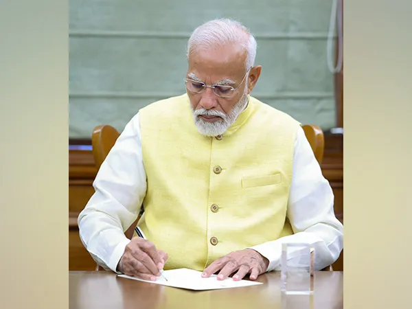 पीएम मोदी 18 जून को वाराणसी में पीएम किसान योजना के तहत 20,000 करोड़ रुपये  जारी करेंगे