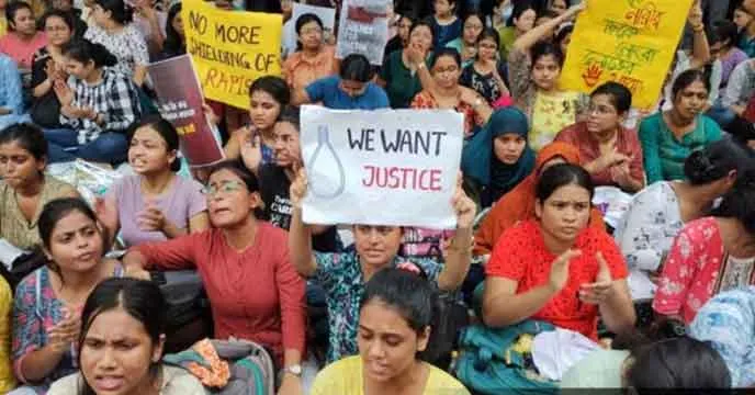 Siliguri | আরজি কর কাণ্ডের প্রতিবাদ, সুরক্ষার দাবিতে আজ রাতে রাজপথে  শিলিগুড়ির নারীরাও