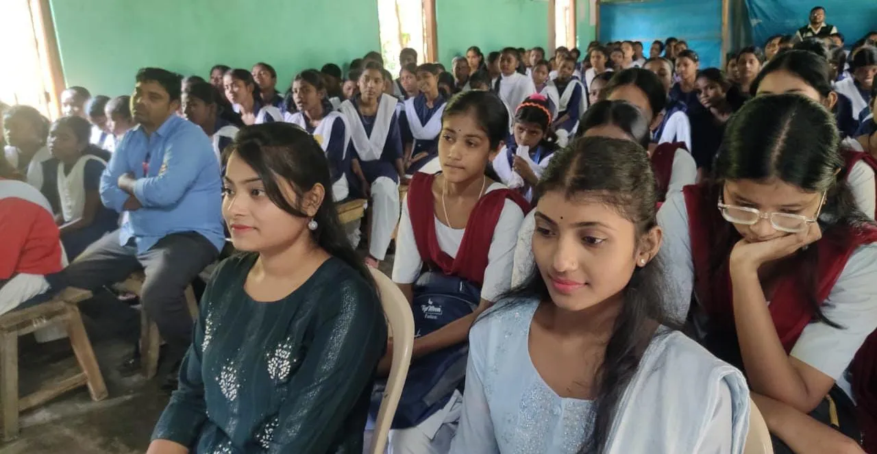 কাজিৰঙা অধ্যয়ন চক্ৰৰ উদ্যোগত সংবিধান দিৱস উদ্‌যাপন