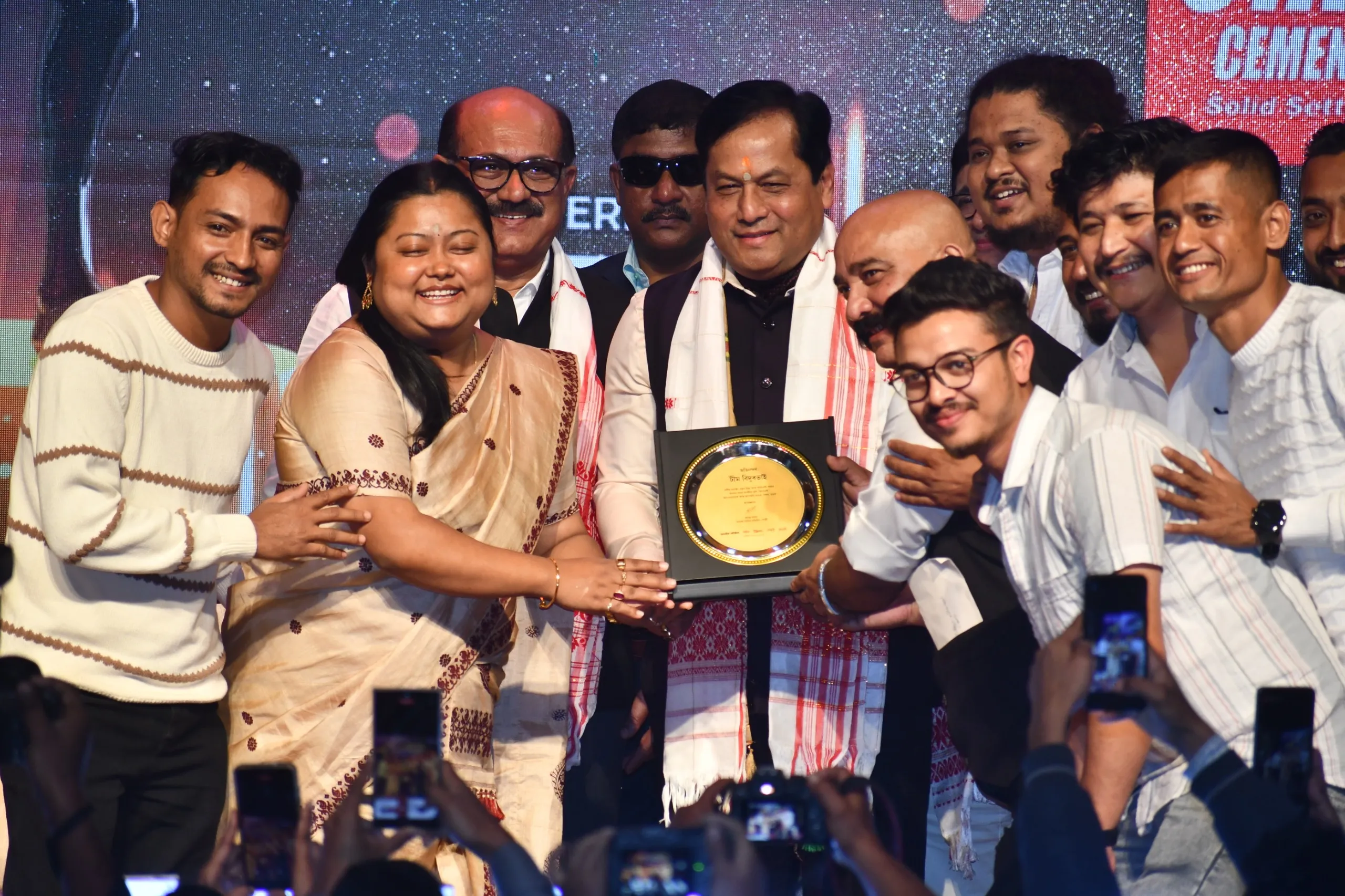 ছবি জগতত নতুন ইতিহাস ৰচনা কৰা টিম ‘বিদুৰভাই’লৈ জুৰিৰ বিশেষ সন্মান